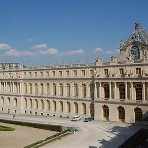 Arnac-Pompadour