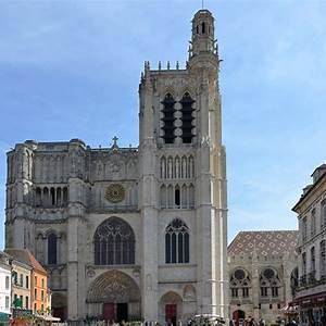 Saint-Étienne-du-Grès